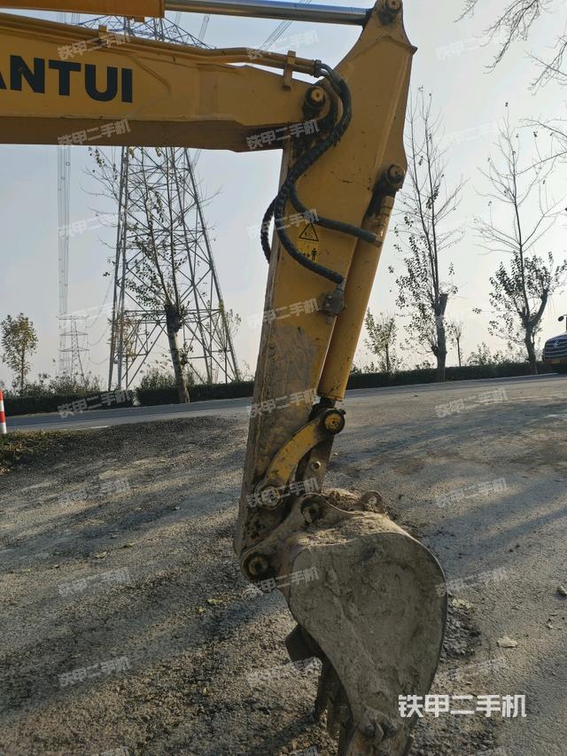 大臂整體?右側(cè)（工作和回轉(zhuǎn)裝置）