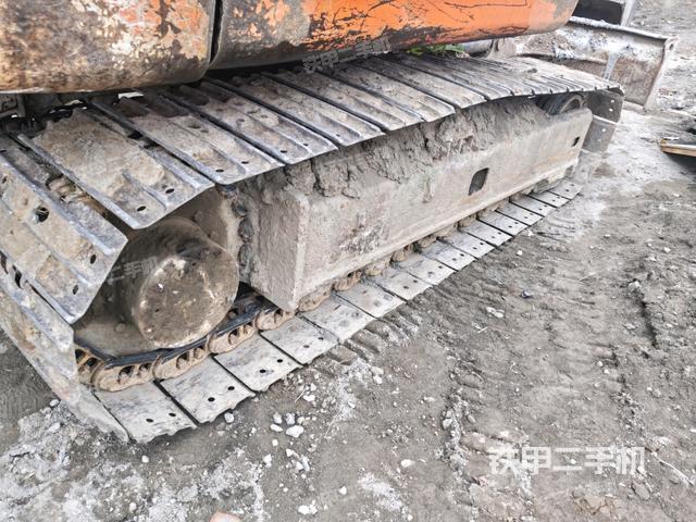 左侧履带整体 （行走机构）