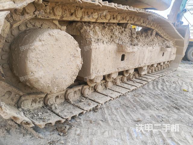 右侧行走马达盖板（行走机构）