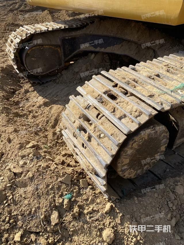 单侧履带整体（整机外观）