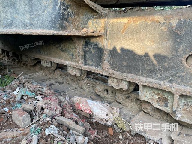 右侧行走马达盖板（行走机构）