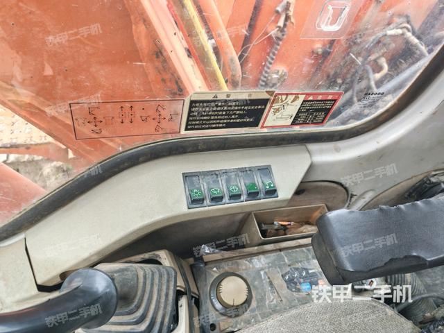 显示屏 （驾驶室部分）