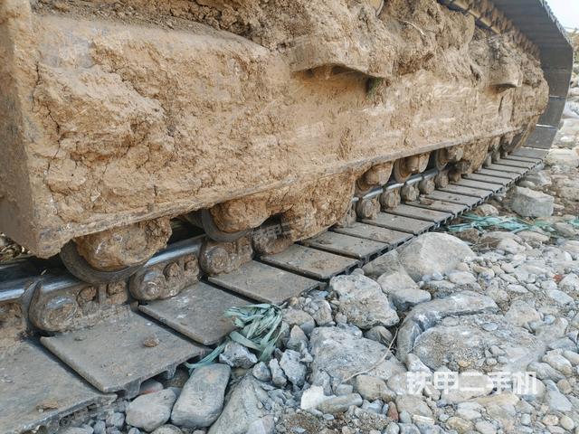 左導(dǎo)向輪（行走機(jī)構(gòu)）