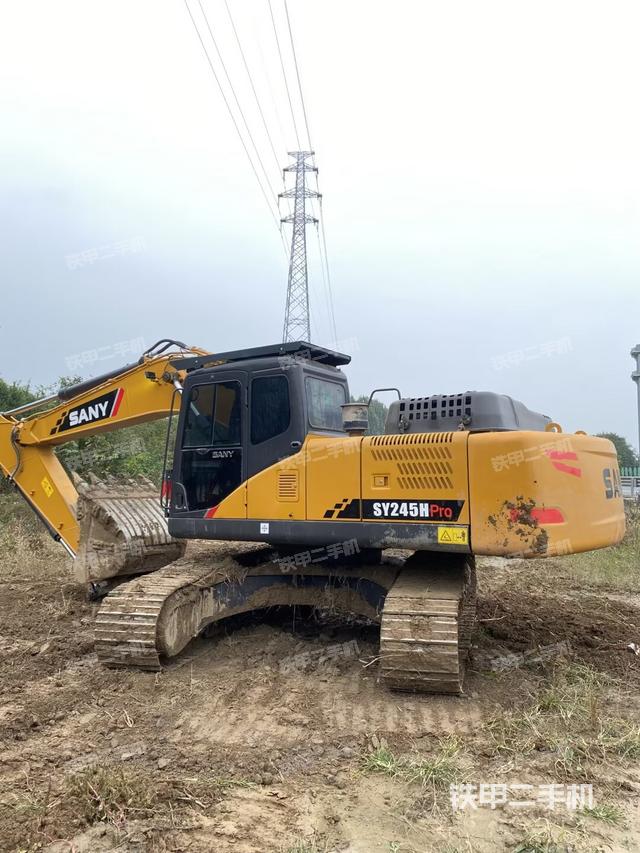 駕駛室頂部（整機(jī)外觀）