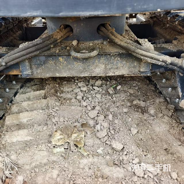 单侧履带整体（整机外观）