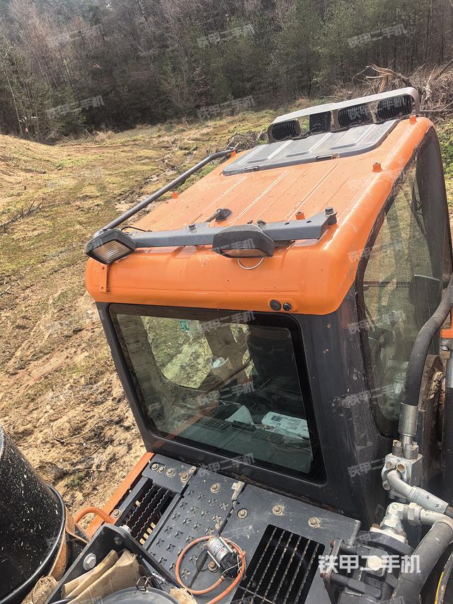 駕駛室頂部（整機(jī)外觀）