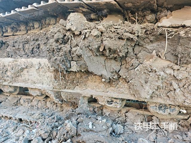 右侧行走马达盖板（行走机构）