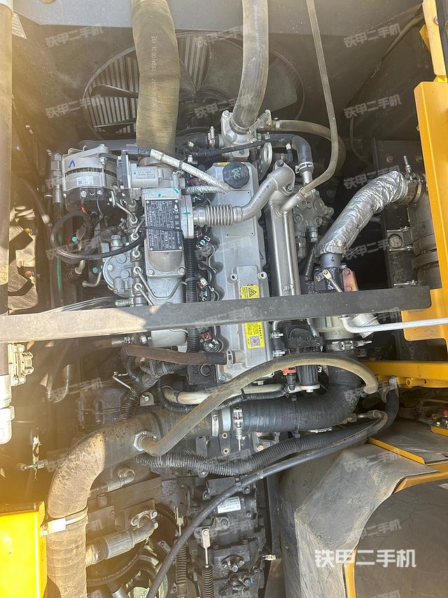 发动机整体俯视（整机外观）