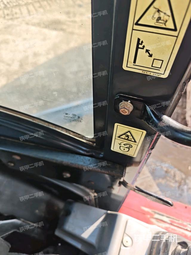 顶棚整体（驾驶室部分）