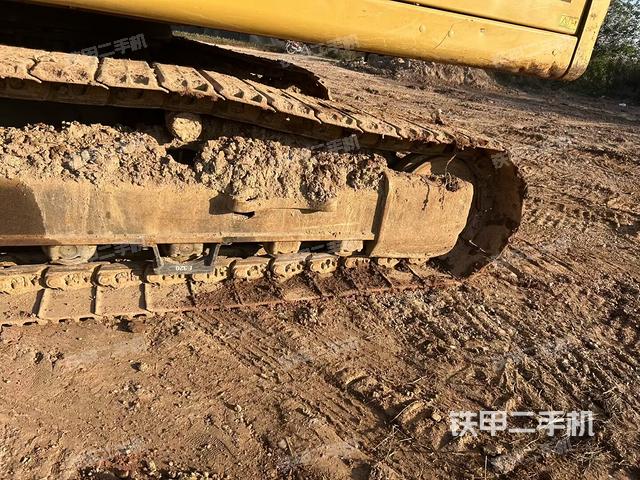 左侧履带整体 （行走机构）