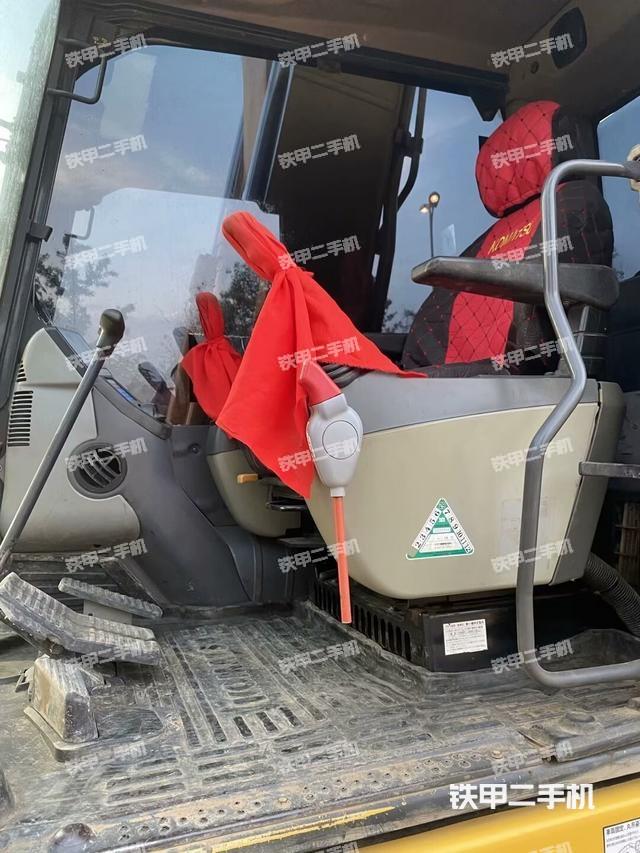 驾驶室整体（整机外观）