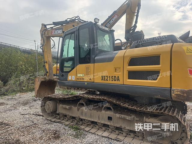 徐工XE215DA挖掘机
