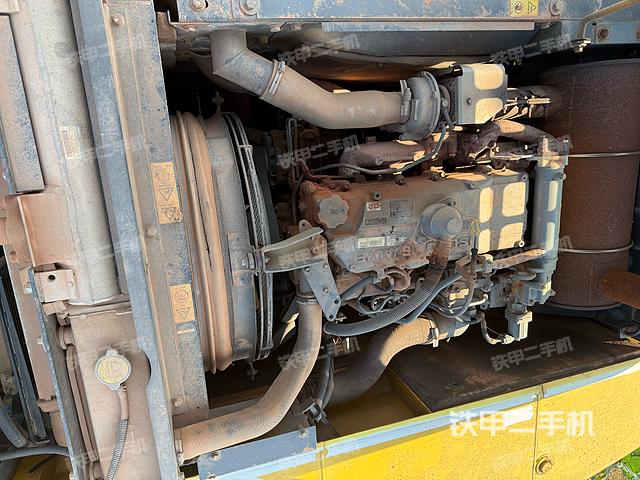 发动机整体俯视（整机外观）