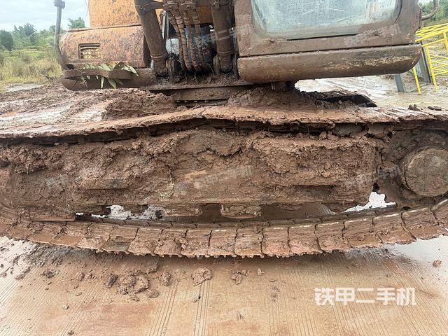 单侧履带整体（整机外观）