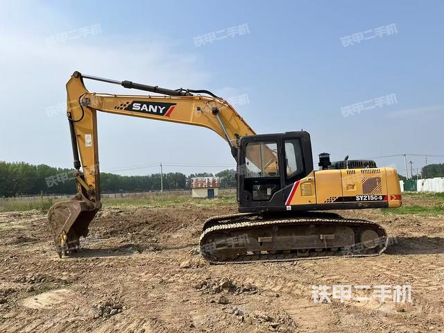 三一重工SY215C挖掘机