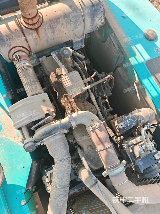 发动机室（上车部件）