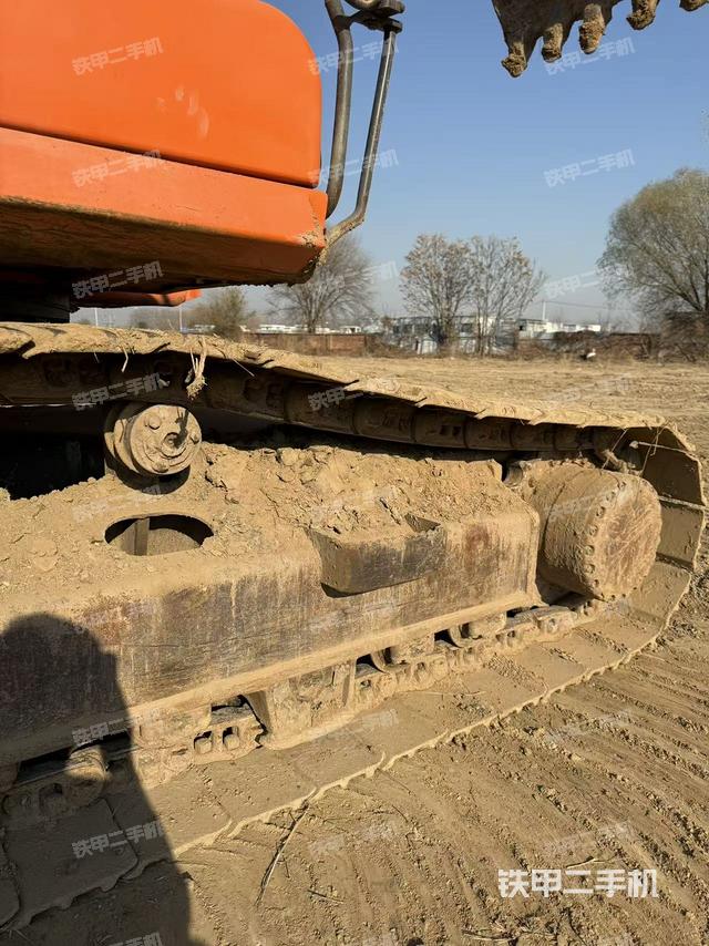 单侧履带整体（整机外观）