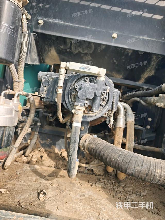 液压泵斜45 左（大件舱室）