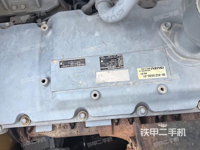 氣門室蓋螺絲特寫（上車部件）