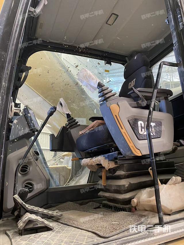 驾驶室整体（整机外观）