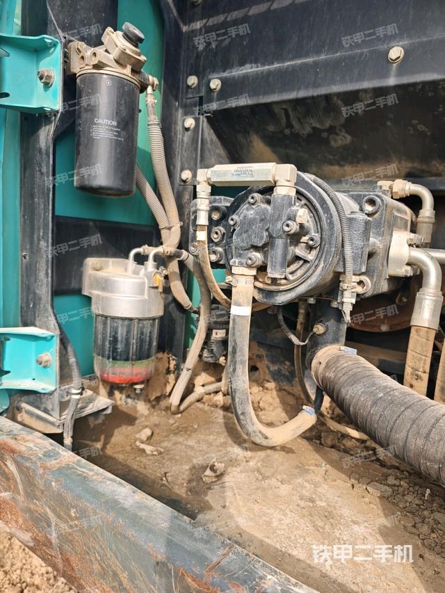 液压泵室（大件舱室）