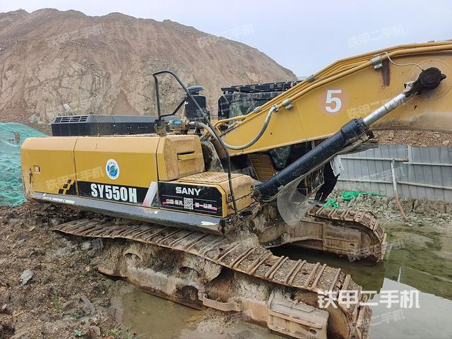 左侧履带整体 （行走机构）