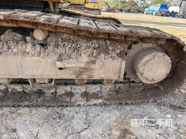 右侧履带整体（行走机构）