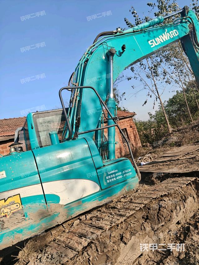 大臂整体 右侧（工作和回转装置）