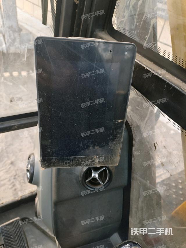 显示屏 （驾驶室部分）