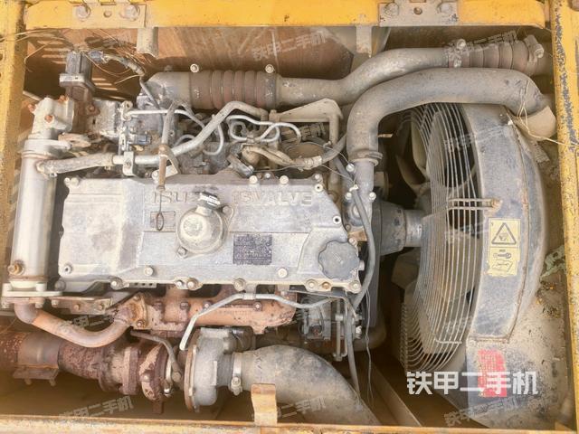 发动机室（上车部件）