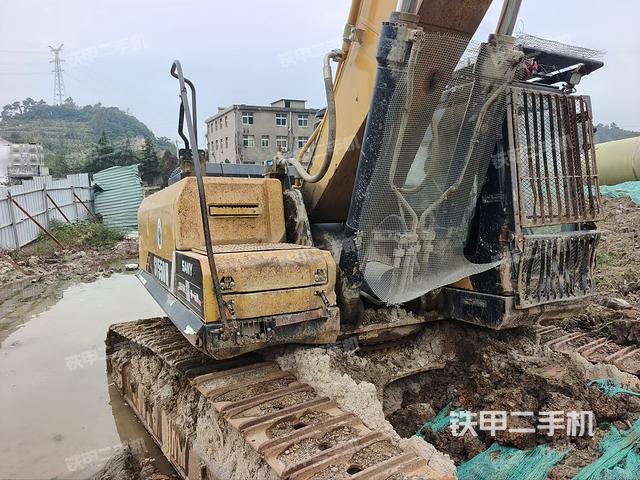 右侧履带整体（行走机构）