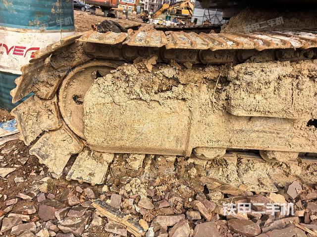 左導(dǎo)向輪（行走機(jī)構(gòu)）