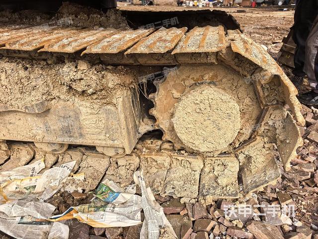 左驅(qū)動(dòng)輪（行走機(jī)構(gòu)）