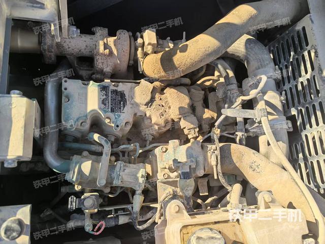 发动机整体俯视（整机外观）