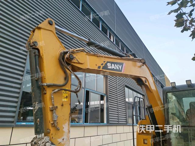 小臂整体右前（工作和回转装置）