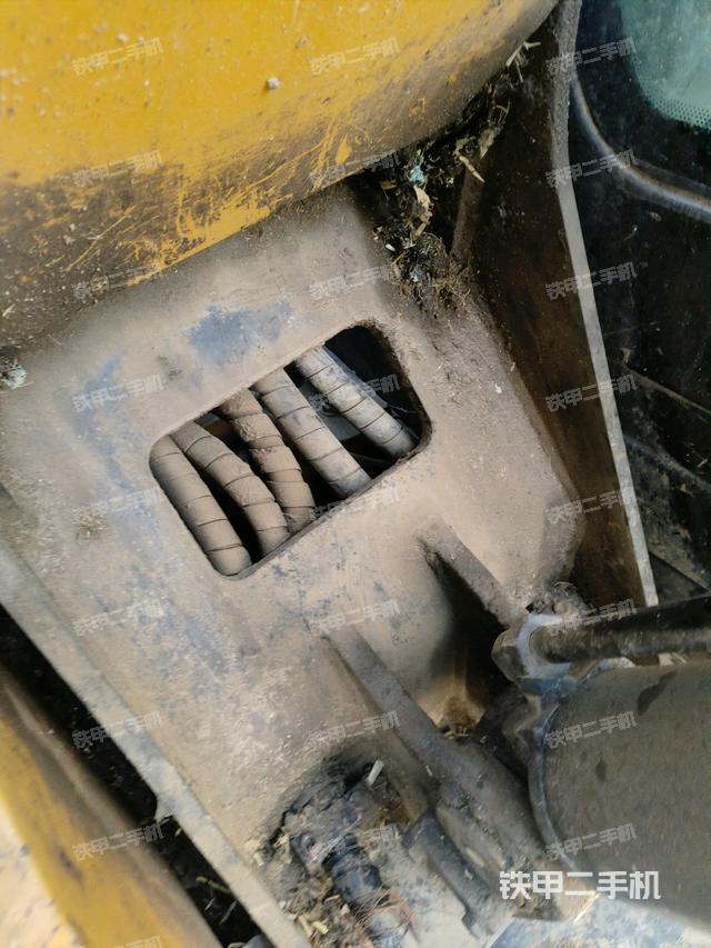 大臂根部 斜（工作和回转装置）