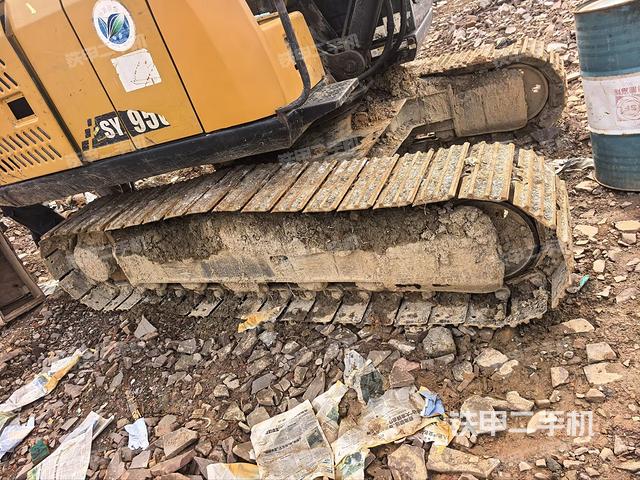 右側(cè)履帶整體?（行走機(jī)構(gòu)）