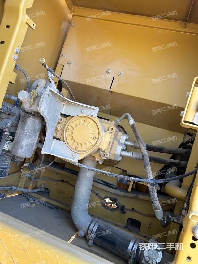 液压泵斜45 左（大件舱室）