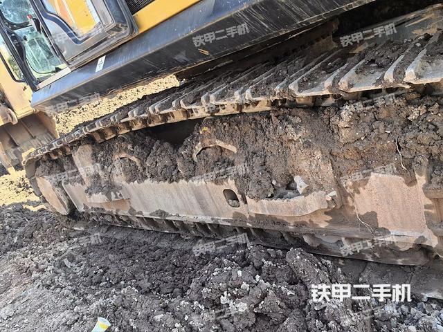 右侧履带整体（行走机构）