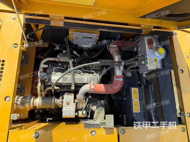 發(fā)動機整體俯視（整機外觀）