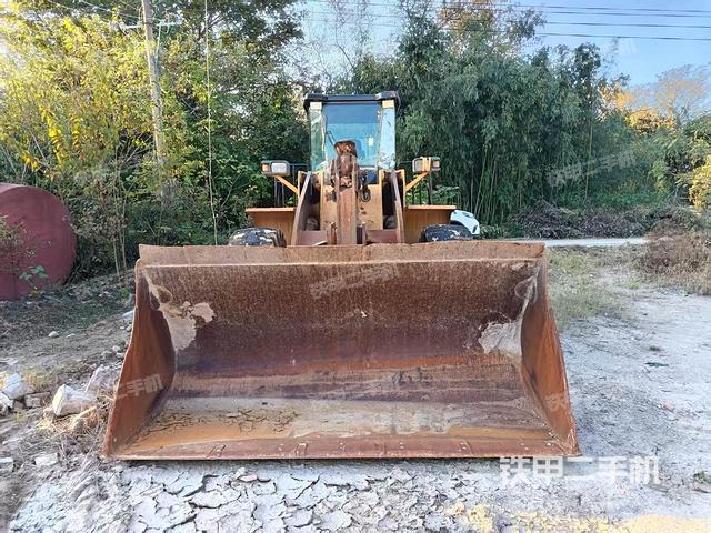 工作裝置整體（整機(jī)外觀及大件）