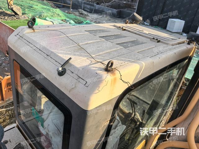 驾驶室顶部俯视（上车部件）