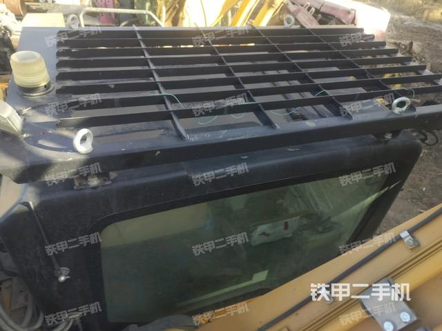 駕駛室頂部（整機(jī)外觀）