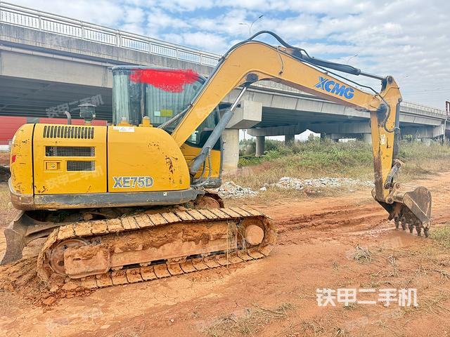 整机右后45°（整机外观）