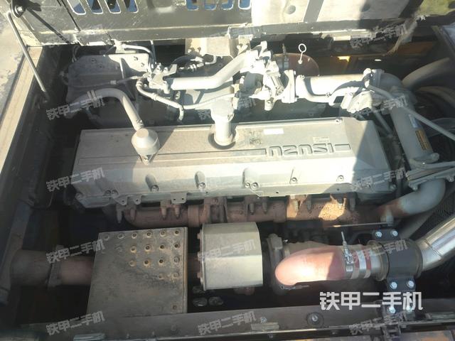 發(fā)動(dòng)機(jī)整體俯視（整機(jī)外觀）