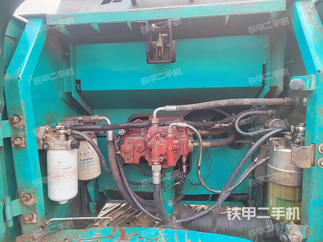 发动机整体俯视（整机外观）