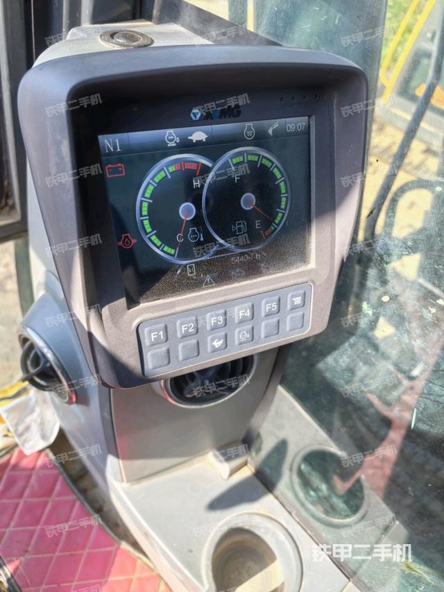 小時(shí)表（駕駛室部分）