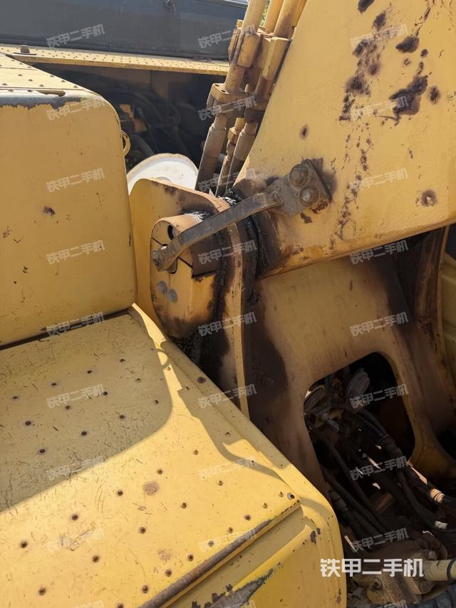 大臂根部?斜視（工作和回轉(zhuǎn)裝置）