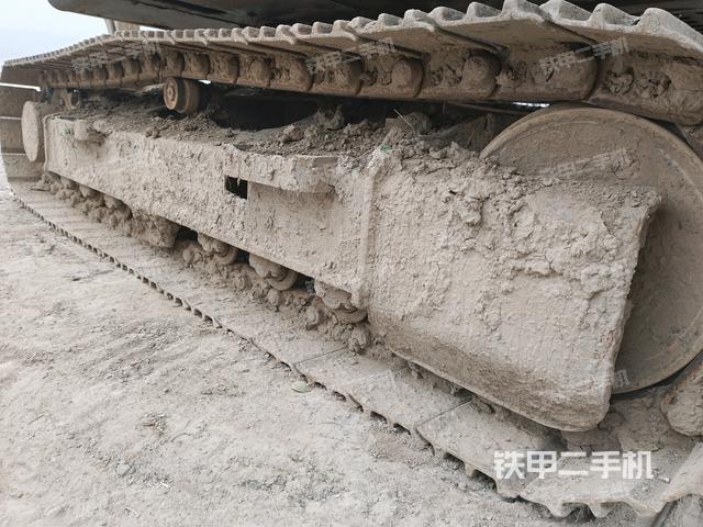 左側履帶整體?（行走機構）