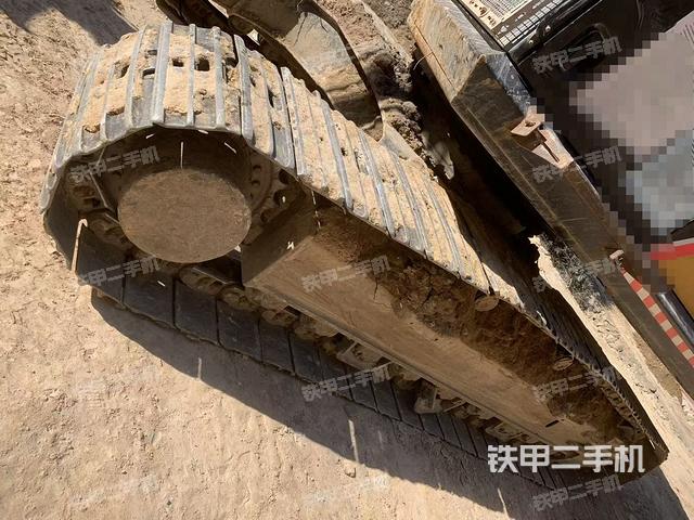 单侧履带整体（整机外观）